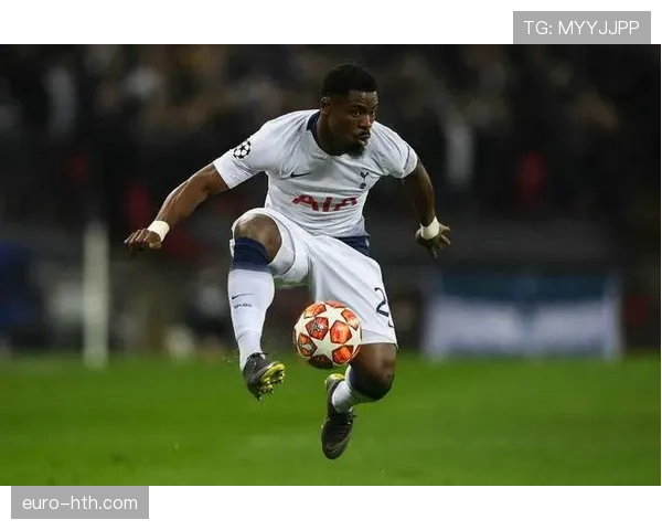 根特展现精湛控球实力,战术体系赢得高度关注 根特展现精湛控球实力,战术体系赢得高度关注