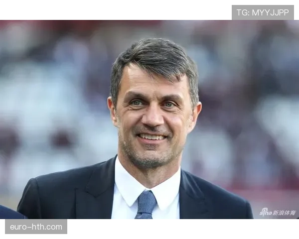 马尔蒂尼职业转型之路中的战术影响力与管理手段分析