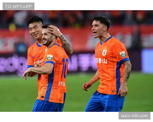 泰山震荡!后防致命漏洞暴露,昔日霸主急速坠落成中超遗憾? 泰山震荡!后防致命漏洞暴露,昔日霸主急速坠落成中超遗憾?